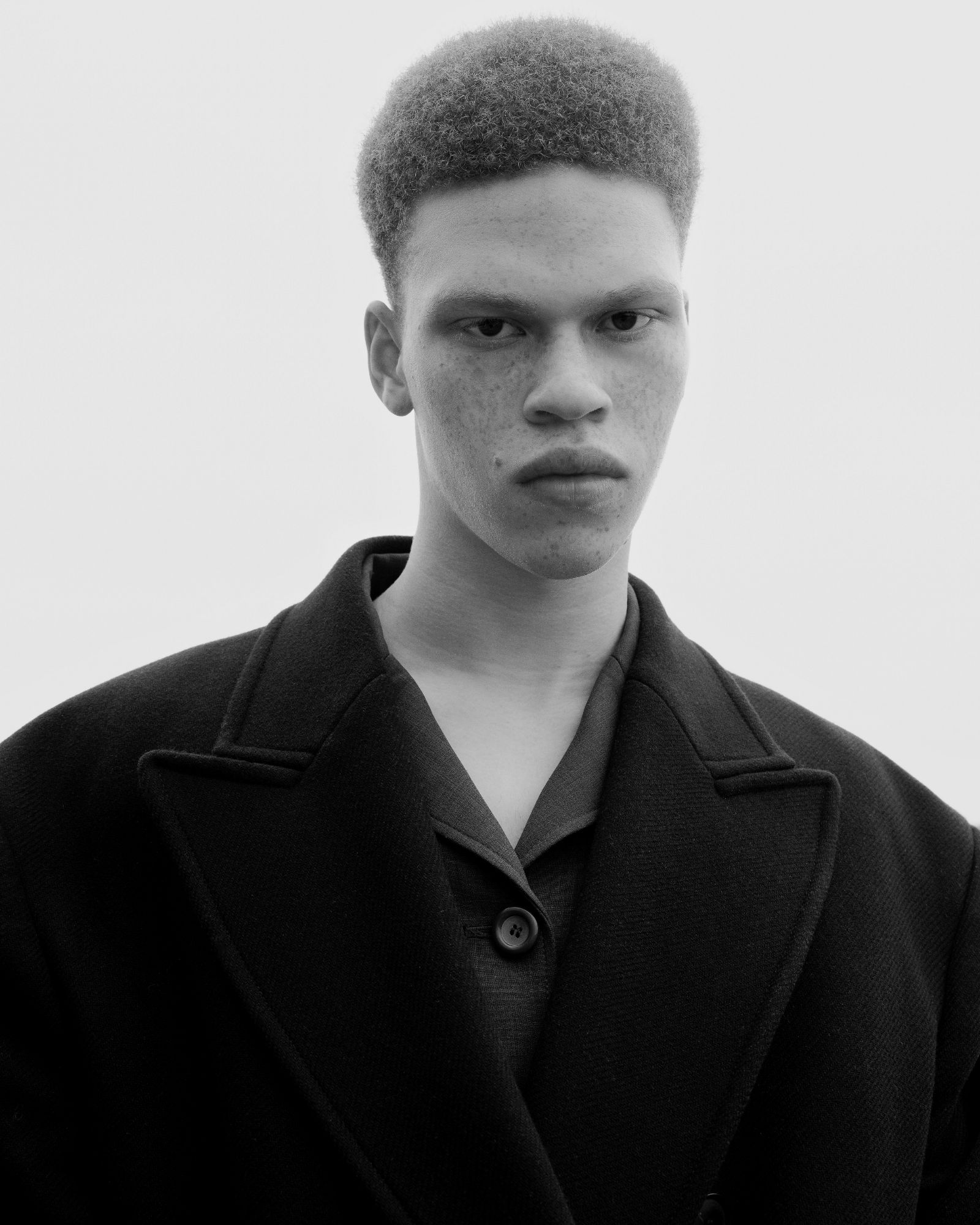 Anando Robi ANANDO – MOVEMENT MODELS
