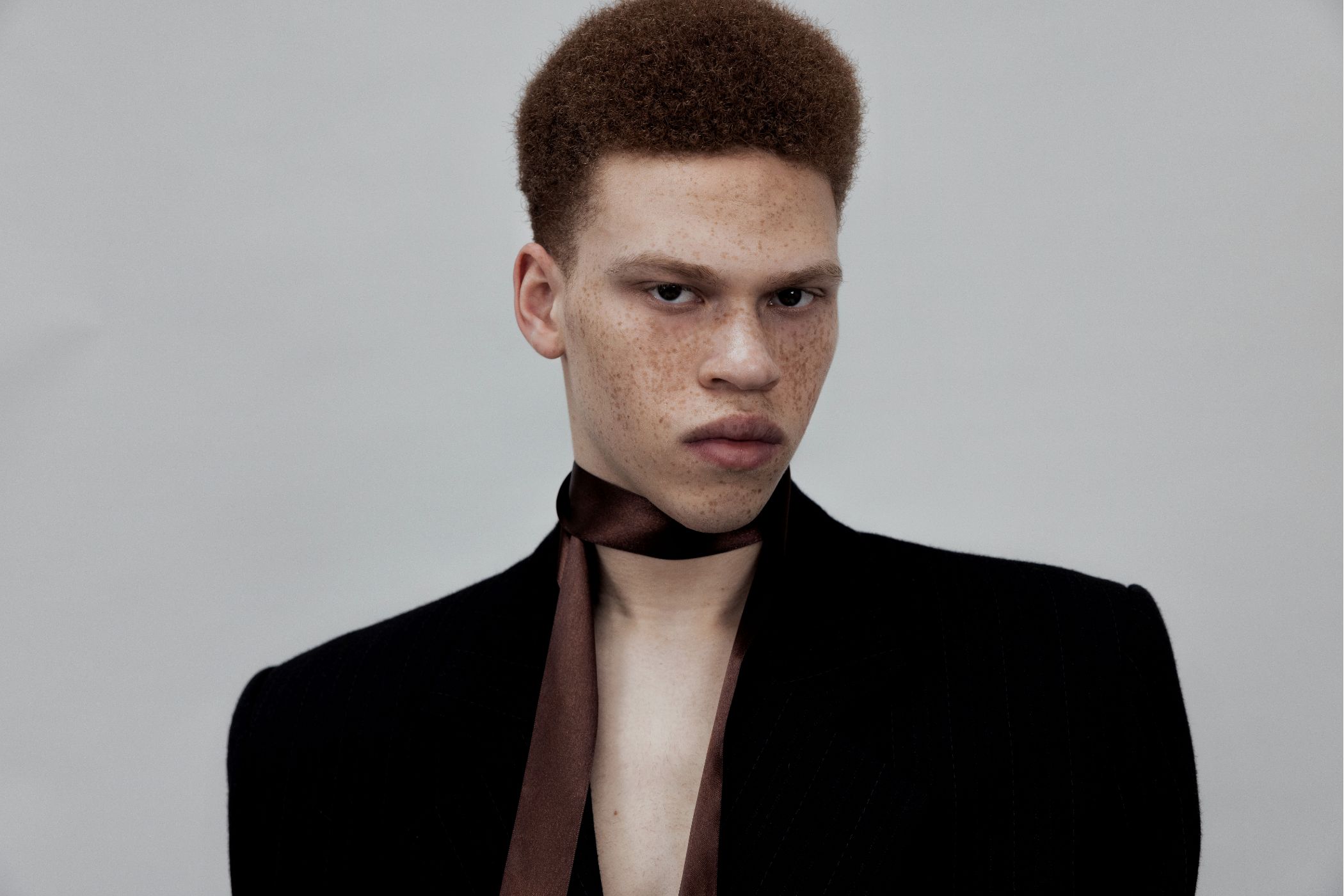 Anando Robi ANANDO – MOVEMENT MODELS